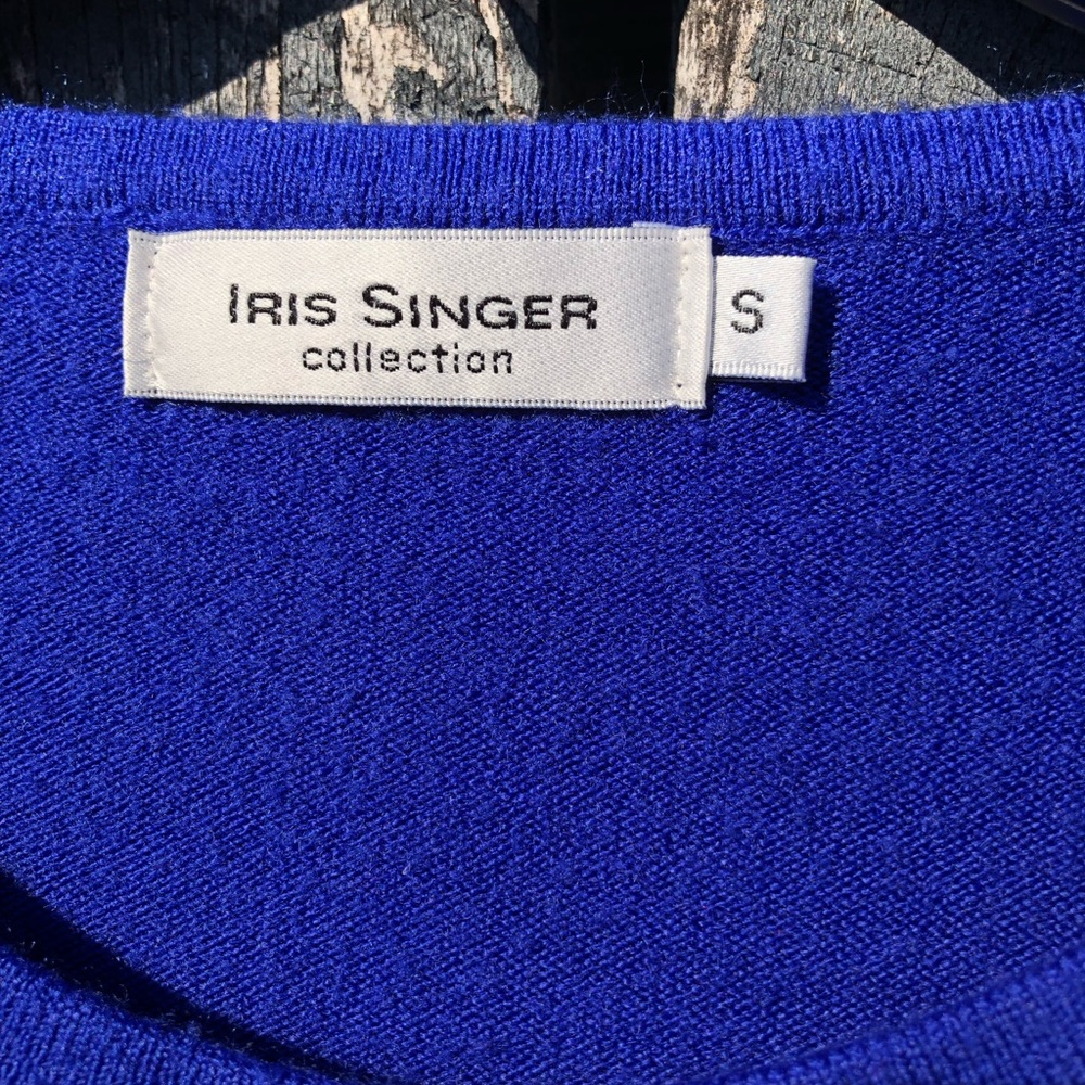 Fitted Scoop Neck Fitted Sweater Blue size Small